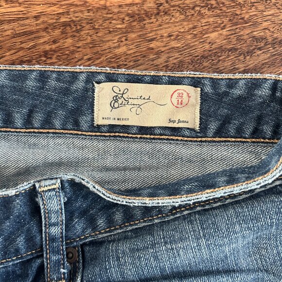 GAP Vintage Y2K Limited Edition "Sexy Bootcut" Distressed Jeans - Picture 3 of 3
